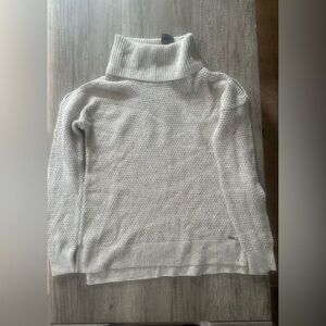 Hollister Splatter Color Turtleneck Cutout Shoulder Sweater Size Small
